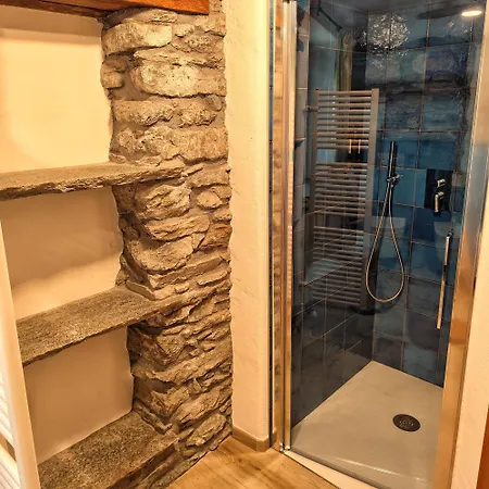 Le Foyer De Grand-mere