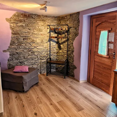 Le Foyer De Grand-mere