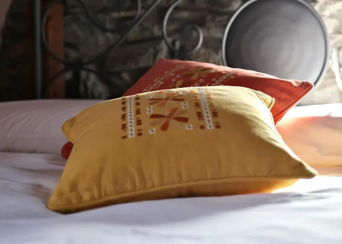 Le Foyer De Grand-mere Farm stay Fenis