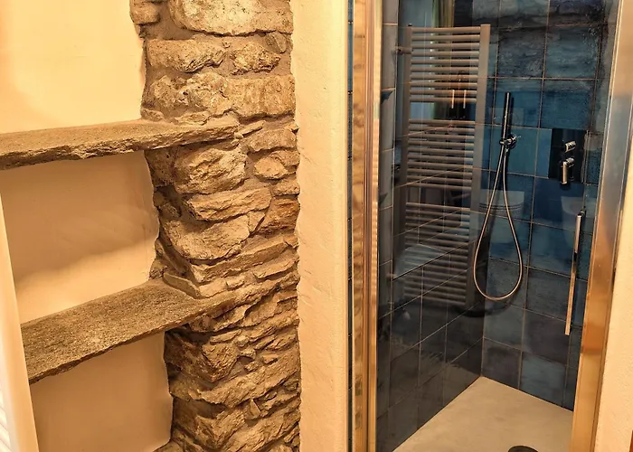 Le Foyer De Grand-mere